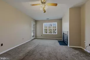 410 Ashton Ln, New Castle, DE 19720 - Photo 6