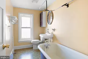 411 W 8th St, Wilmington, DE 19801 - Photo 40