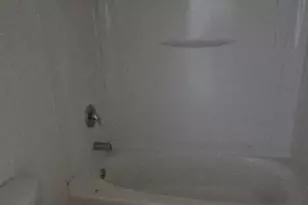 735 E 10th St, Wilmington, DE 19801 - Photo 10