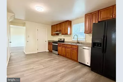 303 Oregon Avenue, New Castle, DE 19720 - Photo 8