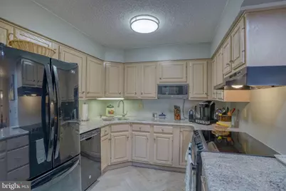 1704 N Park Drive #605, Wilmington, DE 19806 - Photo 8