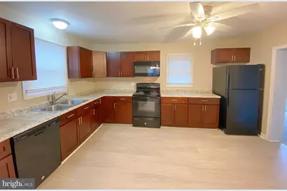 304 W Van Buren Avenue, New Castle, DE 19720 - Photo 10