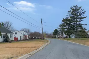 304 W Van Buren Ave, New Castle, DE 19720 - Photo 6