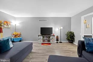 7 Deer Track Ln, Newark, DE 19711 - Photo 6