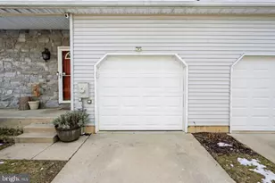 34 Degas Cir, Wilmington, DE 19808 - Photo 4