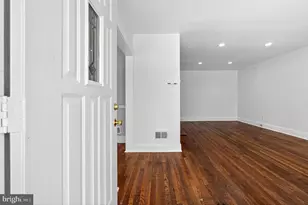 201 W Monroe Ave, New Castle, DE 19720 - Photo 6