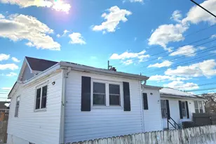 1303 Newport Gap Pike, Wilmington, DE 19804 - Photo 2