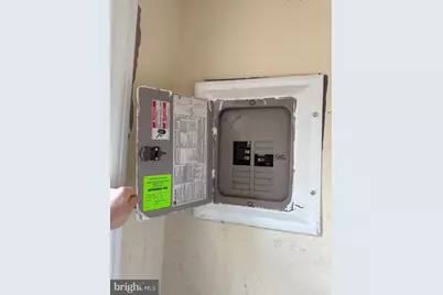 801 W 9th Street, Wilmington, DE 19801 - Photo 40