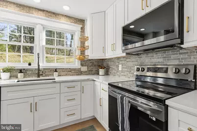 429 Valley Brook Drive, Hockessin, DE 19707 - Photo 18