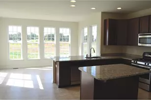 342 Coralroot Dr, Townsend, DE 19734 - Photo 2