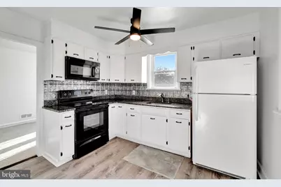 244 W Champlain Avenue, Wilmington, DE 19804 - Photo 6