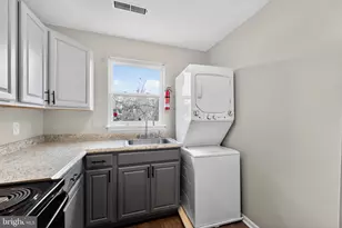 1131 S Broom St, Wilmington, DE 19805 - Photo 10