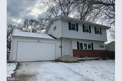 17 Pearson Drive, Newark, DE 19713 - Photo 1