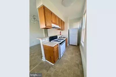 131 W 18th Street #APARTMENT 2, Wilmington, DE 19802 - Photo 2