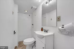 1821 Maple St, Wilmington, DE 19805 - Photo 20