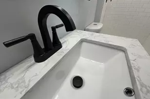 605 W 8th St, Wilmington, DE 19801 - Photo 24