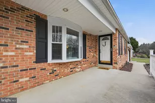 11 Rossiter Cir, Newark, DE 19702 - Photo 4