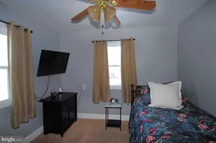 400 W Holly Oak Rd, Wilmington, DE 19809 - Photo 36