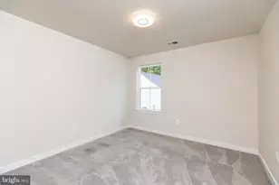 679 Mayfield Fls Dr, Newark, DE 19702 - Photo 34