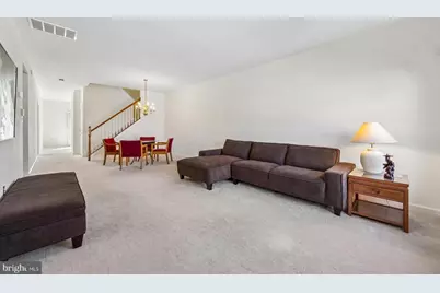 309 Shannonbridge Drive, Hockessin, DE 19707 - Photo 2