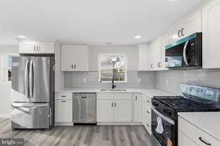 8 Delmar St, New Castle, DE 19720 - Photo 16