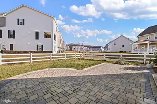 605 Longleaf Dr, Newark, DE 19702 - Photo 32