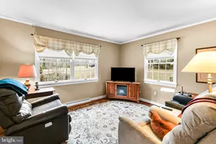 1002 Dixon Dr, Newark, DE 19711 - Photo 10