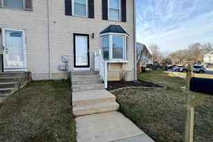 135 Whitburn Pl, Newark, DE 19702 - Photo 1