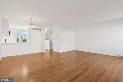 110 Hawk Drive, Newark, DE 19702 - Photo 14