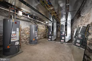 729 W 4th St, Wilmington, DE 19801 - Photo 16