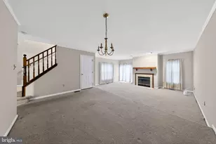 309 Goldsmith Ln, Newark, DE 19702 - Photo 2