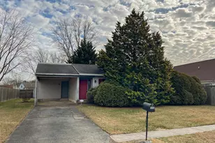 120 Diminish Dr, Newark, DE 19713 - Photo 2