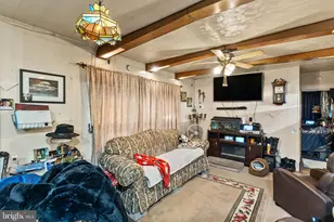 74 W 7th St, New Castle, DE 19720 - Photo 4