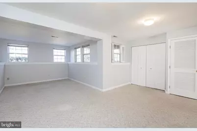 8 Barclay Drive, Hockessin, DE 19707 - Photo 4