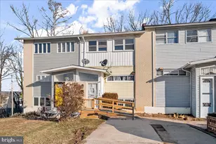 55 Oakmont Dr, New Castle, DE 19720 - Photo 1