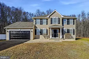 18 Mapleshade Rd, Newark, DE 19702 - Photo 1