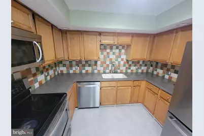 11 Whistler Court, Wilmington, DE 19808 - Photo 2