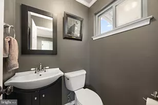 301 Orinda Dr, Wilmington, DE 19804 - Photo 16