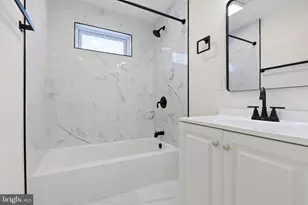 19 Denham Ave, Claymont, DE 19703 - Photo 8