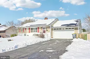 217 Southerland Dr, New Castle, DE 19720 - Photo 4