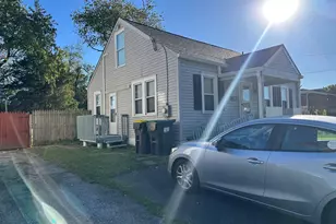 21 Lambson Ln, New Castle, DE 19720 - Photo 2