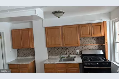 916 Dover Avenue, Elsmere, DE 19805 - Photo 2