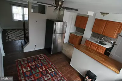 916 Dover Avenue, Elsmere, DE 19805 - Photo 2