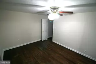 916 Dover Ave, Elsmere, DE 19805 - Photo 10