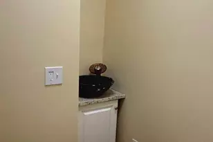 715 W 7th St, Wilmington, DE 19801 - Photo 12