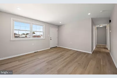 318 S Dupont Road, Newport, DE 19804 - Photo 4