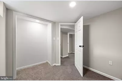 318 S Dupont Road, Newport, DE 19804 - Photo 24