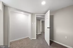 318 S Dupont Rd, Newport, DE 19804 - Photo 24