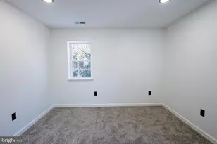 21 N Rodney Dr, Wilmington, DE 19809 - Photo 14