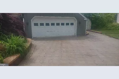 205 Edgewood Drive, Wilmington, DE 19809 - Photo 2